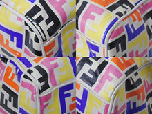 画像をギャラリービューアに読み込む, FENDI フェンディ ハンドバッグ 8BL098 PVC レザー マルチカラー ホワイト ズッカ柄 総柄 シルバー金具 美品 中古 4b003938