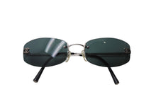 Load image into Gallery viewer, CHANEL シャネル リムレス ココマーク サングラス グリーン プラスチック メタル ロゴ 54☐19 4002 シルバー金具 美品 中古 4b003940
