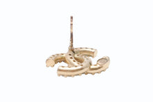 Load image into Gallery viewer, 極美品 CHANEL シャネル ココマーク ピアス 片耳 アクセサリー ラインストーン GP ゴールド 3g 中古 4b003941