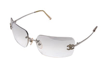 画像をギャラリービューアに読み込む, CHANEL シャネル リムレス ラインストーン ココマーク サングラス クリア シルバー プラスチック メタル ロゴ 62☐17 4017 シルバー金具 美品 中古 4b003947