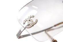 画像をギャラリービューアに読み込む, CHANEL シャネル リムレス ラインストーン ココマーク サングラス クリア シルバー プラスチック メタル ロゴ 62☐17 4017 シルバー金具 美品 中古 4b003947