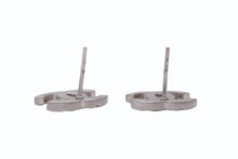 Load image into Gallery viewer, 極美品 CHANEL シャネル ピアス ココマーク 両耳 アクセサリー B11P刻印 2.4g メタル ラインストーン シルバー 中古 4b003958