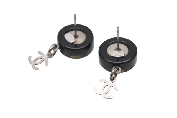 極美品 CHANEL シャネル ピアス 丸ボタン ぶら下がりココマーク 10P刻印 2.4g プラスチック メタル ブラック 中古 4b003981