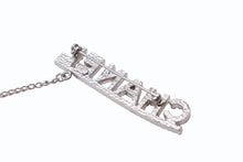 Load image into Gallery viewer, 極美品 CHANEL シャネル ココマーク ブローチ 重量約12.1g 02P刻印 ブランドロゴ ラインストーン メタル シルバー クリア 中古 4b003968