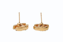 Load image into Gallery viewer, 極美品 CHANEL シャネル ピアス ココマーク ラインストーン 01P 刻印 GP 3.4g ラインストーン ゴールド 中古 4b003971