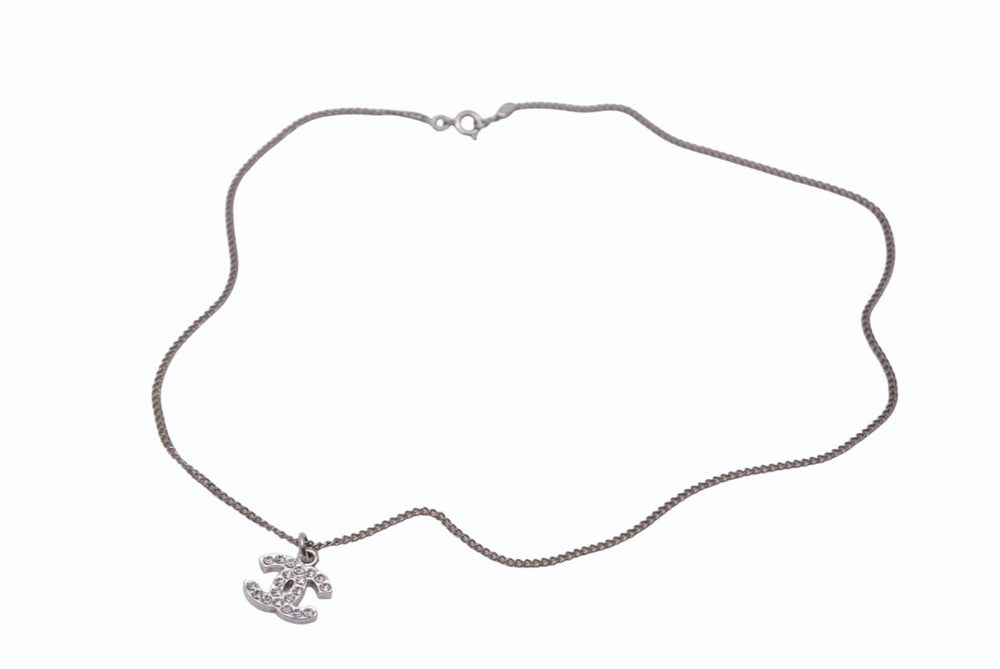 極美品 CHANEL シャネル ココマーク ネックレス ラインストーン アクセサリー 06V刻印 メタル シルバー 4g 中古 4b003942