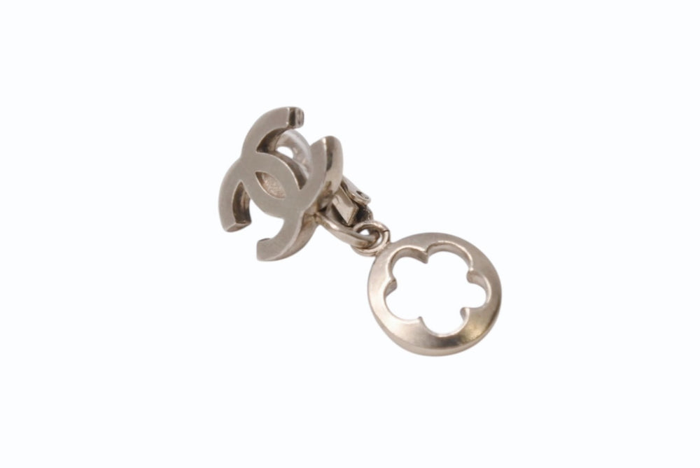 CHANEL Flower Camellia Coco Mark 06P Engraved Weight Approx. 5.1g Earrings GP Gold Good Condition Used 4b003976