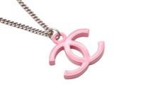Load image into Gallery viewer, CHANEL シャネル ココマーク 04C刻印 重量約5.7 チェーンネックレス ピンク メタル GP シルバー 美品 中古 4b003979