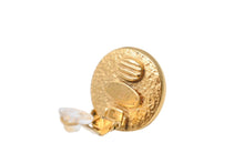 Load image into Gallery viewer, CHANEL シャネル イヤリング ターンロック グリポア カラーストーン ココマーク 95P刻印 重量約19.5 GP ゴールド ワインレッド 美品 中古 4b003975