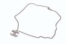Load image into Gallery viewer, CHANEL シャネル ココマーク ネックレス 重量約7.5g 07A刻印 全長約42cm ラインストーン メタル シルバー クリア 美品 中古 4b003982