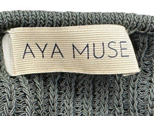 画像をギャラリービューアに読み込む, AYA MUSE アヤミューズ クルーネック ニットワンピース ミニドレス コットン ナイロン カーキ ゴールド サイズXS 美品 中古 4b004004