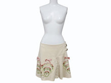 画像をギャラリービューアに読み込む, Christian Dior クリスチャンディオール スカート 花柄 2A12033120 サイズ8 ガリアーノ期 刺繍 ベージュ 中古 4b004027