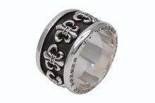 Load image into Gallery viewer, 新品未使用 CHROME HEARTS クロムハーツ NAPKIN RING BSフレア ナプキンリング 重量約140.5g .925/02/2010刻印 シルバー925 中古 4b004042