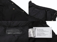 画像をギャラリービューアに読み込む, 新品未使用 CHROME HEARTS クロムハーツ STIFF V2 FBRC ダウンジャケット サイズL CHプラス シルバー925 ブラック 総柄 中古 4b004050