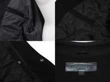 Load image into Gallery viewer, 新品未使用 CHROME HEARTS クロムハーツ ヴァーシティジャケット スタジャン サイズXXL セメタリークロスパッチ ホースシュー 中古 4b004051