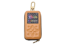 画像をギャラリービューアに読み込む, 極美品 LOUIS VUITTON ルイヴィトン モノグラム LV ミュージック キーホルダー &amp; バッグチャーム M02487 ベージュ キャンバス レザー ゴールド金具 中古 4b004057