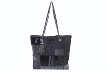 Load image into Gallery viewer, 極美品 CHANEL シャネル パッチワーク チェーントートバッグ 25番台 ココマーク キャンバス デニム ツイード パテント レザー 中古 4b004068