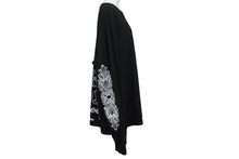 画像をギャラリービューアに読み込む, 新品同様 CHROME HEARTS クロムハーツ ラスベガス限定 ホースシュー ロゴ ロンT 長袖Tシャツ ブラック ホワイト サイズXXL 中古 4b004085