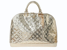 Load image into Gallery viewer, LOUIS VUITTON ルイヴィトン アルマGM ハンドバッグ M95274 モノグラム ミロワール ゴールド金具 美品 中古 4b004088