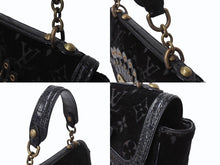 Load image into Gallery viewer, LOUIS VUITTON ルイヴィトン ブルール アーヴァイン ハンドバッグ M92733 ベルベット エキゾチックレザー ブラック ゴールド金具 美品 中古 4b004100