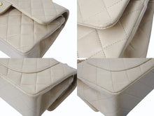 Load image into Gallery viewer, CHANEL シャネル マトラッセ23 Wフラップ Wチェーンショルダーバッグ 2番台 ラムスキン ココマーク ベージュ ゴールド金具 美品 中古 4b004104