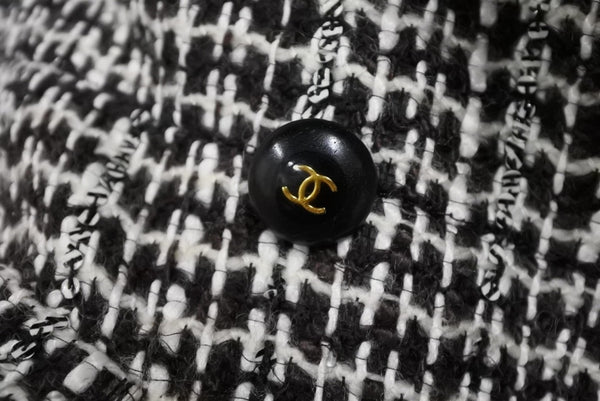 CHANEL シャネル ジャケット ココボタン ツイード 01A P18117V10417 レーヨン ウール ホワイト ブラウン サイズ40 美品 中古 4b004107
