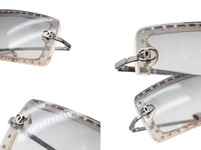 Load image into Gallery viewer, CHANEL シャネル サングラス ココマーク 5077-B イタリア製 メタル ラインストーン グレー シルバー金具 中古 美品 4b004112