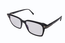 Load image into Gallery viewer, TOM FORD トムフォード サングラス ブラック プラスチック 54□18-145 TF56661-B–001 シルバー金具 美品 中古 4b004150