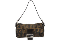 画像をギャラリービューアに読み込む, 極美品 FENDI フェンディ マンマバケット ワンショルダーバッグ ズッカ柄 キャンバス レザー ブラウン シルバー金具 中古 4b004168