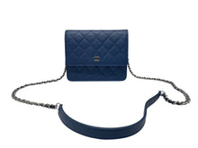 Load image into Gallery viewer, 極美品 CHANEL シャネル チェーンウォレット 17 ショルダーバッグ ココマーク 24番台 ブルー シルバー金具 中古 4b004175