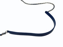 Load image into Gallery viewer, 極美品 CHANEL シャネル チェーンウォレット 17 ショルダーバッグ ココマーク 24番台 ブルー シルバー金具 中古 4b004175