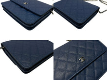 Load image into Gallery viewer, 極美品 CHANEL シャネル チェーンウォレット 17 ショルダーバッグ ココマーク 24番台 ブルー シルバー金具 中古 4b004175