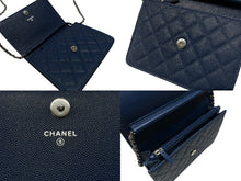 Load image into Gallery viewer, 極美品 CHANEL シャネル チェーンウォレット 17 ショルダーバッグ ココマーク 24番台 ブルー シルバー金具 中古 4b004175