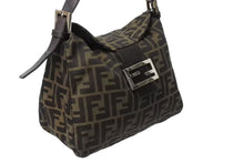 画像をギャラリービューアに読み込む, FENDI フェンディ マンマバケット ワンショルダーバッグ 26426 ズッカ柄 キャンバス レザー ブラウン シルバー金具 美品 中古 4b004186