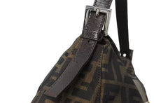画像をギャラリービューアに読み込む, FENDI フェンディ マンマバケット ワンショルダーバッグ 26426 ズッカ柄 キャンバス レザー ブラウン シルバー金具 美品 中古 4b004186
