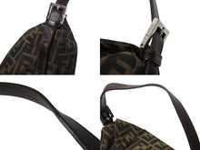 画像をギャラリービューアに読み込む, FENDI フェンディ マンマバケット ワンショルダーバッグ 26426 ズッカ柄 キャンバス レザー ブラウン シルバー金具 美品 中古 4b004186