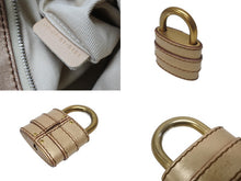 Load image into Gallery viewer, CHLOE クロエ パディントン 南京錠 ミニ ハンドバッグ 01-07-51-5191 レザー ゴールド ゴールド金具 美品 中古 4b004224