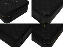 Load image into Gallery viewer, 新品同様 CHANEL シャネル CCフィリグリー バニティバッグ ショルダーバッグ 28番台 キャビアスキン ブラック ゴールド金具 中古 4b004233