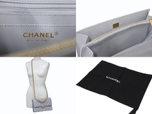 Load image into Gallery viewer, CHANEL シャネル マトラッセ チェーンショルダーバッグ ハンドバッグ IC ラムスキン グレー ゴールド金具 美品 中古 4b004239