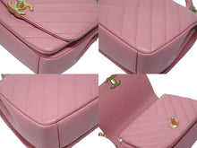 Load image into Gallery viewer, CHANEL シャネル Vステッチ 2WAYバッグ ショルダーバッグ ハンドバッグ 29番台 ピンク ゴールド金具 美品 中古 4b004240