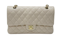 Load image into Gallery viewer, 極美品 CHANEL シャネル マトラッセ25 Wフラップ Wチェーンショルダーバッグ 13番台 キャビアスキン A1112 ベージュ ゴールド金具 中古 4b004244