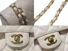 Load image into Gallery viewer, 極美品 CHANEL シャネル マトラッセ25 Wフラップ Wチェーンショルダーバッグ 13番台 キャビアスキン A1112 ベージュ ゴールド金具 中古 4b004244