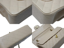 Load image into Gallery viewer, 極美品 CHANEL シャネル マトラッセ25 Wフラップ Wチェーンショルダーバッグ 13番台 キャビアスキン A1112 ベージュ ゴールド金具 中古 4b004244