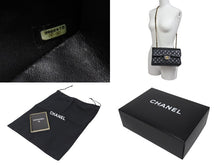 Load image into Gallery viewer, 極美品 CHANEL シャネル マトラッセ23 Wフラップ Wチェーン ショルダーバッグ 6番台 キャビアスキン ココマーク ブラック ゴールド金具 中古 4b004245