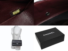 Load image into Gallery viewer, CHANEL シャネル マトラッセ25 Wフラップ Wチェーンショルダーバッグ 5番台 A1112 ラムスキン ブラック シルバー金具 美品 中古 4b004257