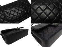 Load image into Gallery viewer, CHANEL シャネル マトラッセ25 Wフラップ Wチェーンショルダーバッグ 5番台 A1112 ラムスキン ブラック シルバー金具 美品 中古 4b004257