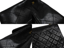 Load image into Gallery viewer, CHANEL シャネル ミニマトラッセ20 ショルダーバッグ 1番台 A01163 ブラック ラムスキン ゴールド金具 美品 中古4b004262