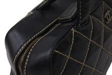 Load image into Gallery viewer, CHANEL シャネル ハンドバッグ ワイルドステッチ ブラック レザー A14692 シルバー金具 6番台 中古 4b004276