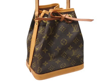 Load image into Gallery viewer, LOUIS VUITTON ルイヴィトン ミニノエ ハンドバッグ M42227 モノグラム PVC レザー ブラウン ゴールド金具 美品 中古 4b004278