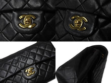 Load image into Gallery viewer, 極美品 CHANEL シャネル マトラッセ23 Wフラップ Wチェーンショルダーバッグ 2番台 ココマーク ラムスキン ブラック ゴールド金具 中古 4b004284